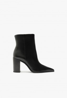  Damskie botki | Buty Schutz Mikki Block Bootie w kolorze czarnym